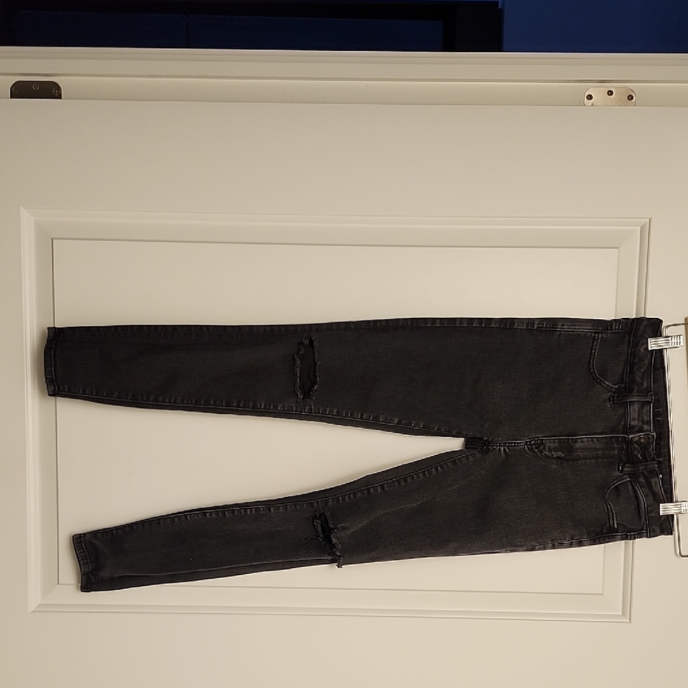 American Eagle Black Distressed Skinny Jeans